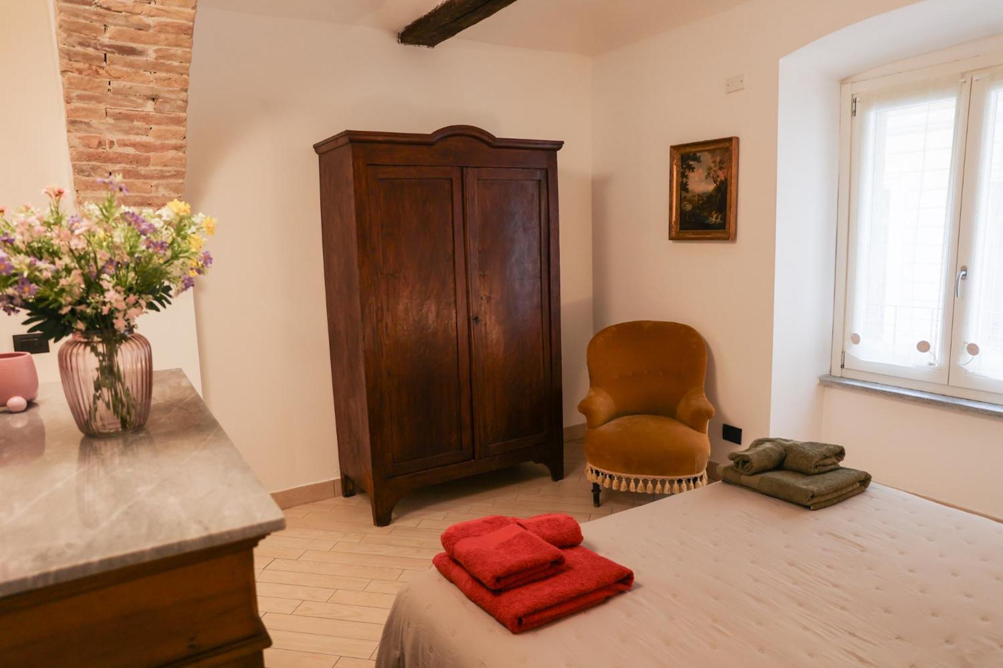 Asti Historic Center - Appartamento Trincotto Eksteriør bilde